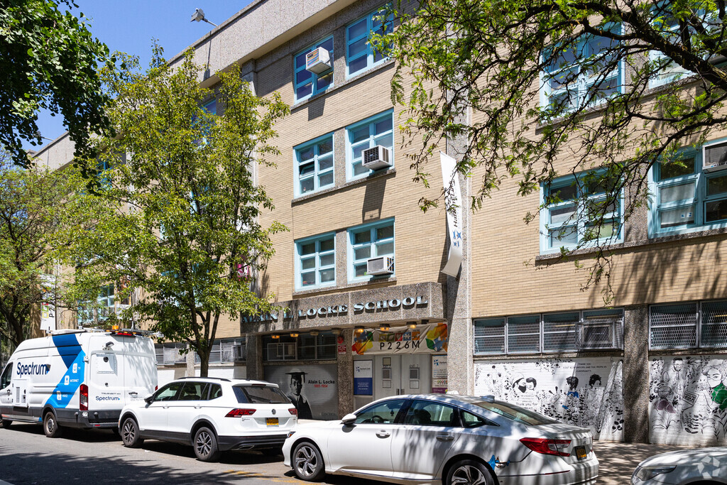 P.S. 208 Alain L Locke is part of a large facility with other institutions in Harlem, New York.