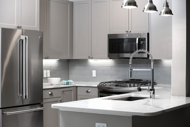 Avalon at Chestnut Hill, Chestnut Hill, MA 02467 - photo 3