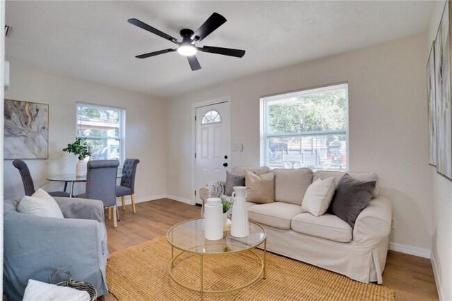 4818 68th St N, Saint Petersburg, FL 33709 - photo 6