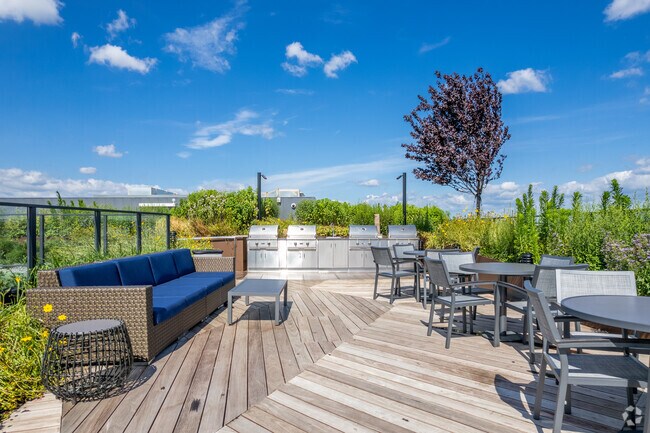 Crossing DC, Washington, DC 20003 - photo 7