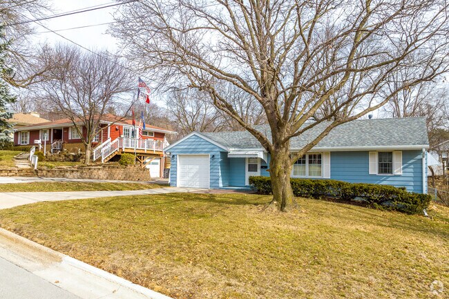 Typical Accent homes vary in style, but most have a spacious front or back yard for families.