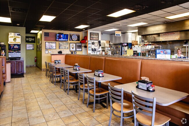 Brooklyn Pizza offers New York styled pizza in Kings Grant.