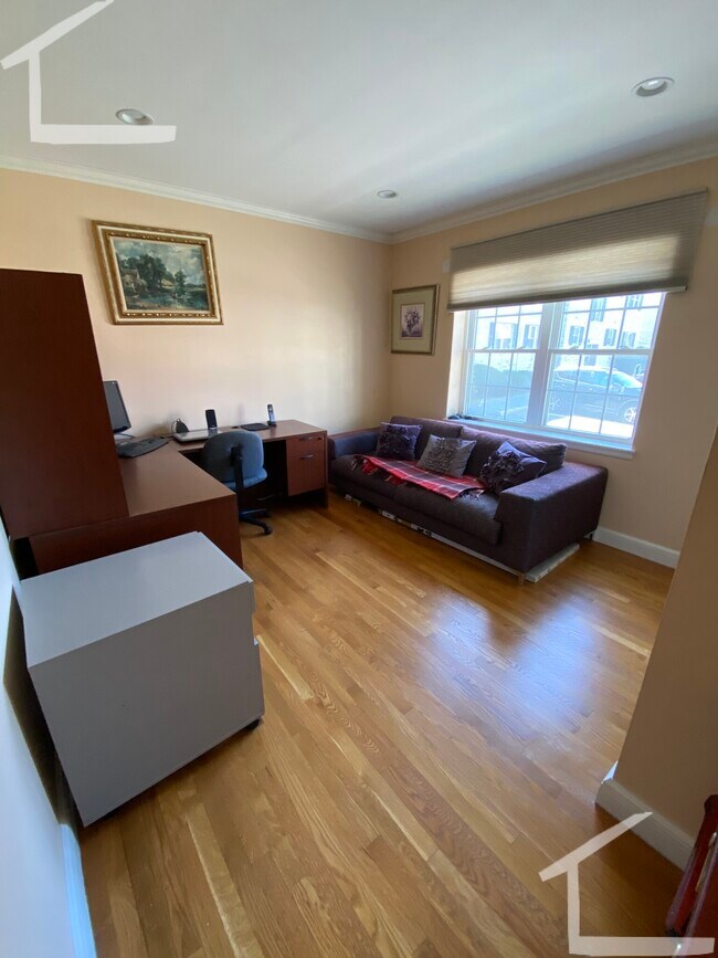 204 Lake Shore Rd unit 1, Brighton, MA 02135 - photo 6