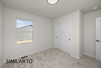 1212 Featherstone Ave NE, Bondurant, IA 50035