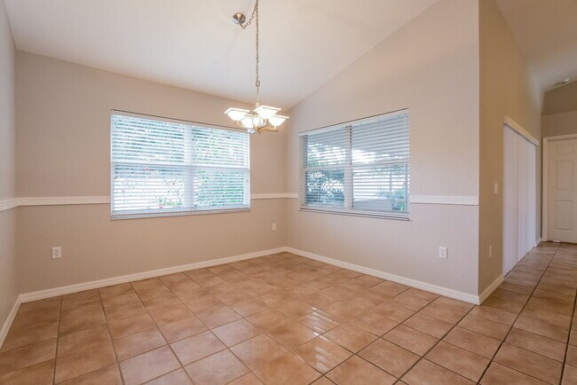 2607 Pine Valley Dr, Lakeland, FL 33810 - photo 4