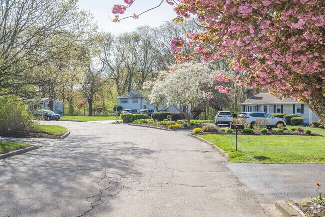 Allenton is a neighborhood that combines pastoral settings with a variety of housing styles.