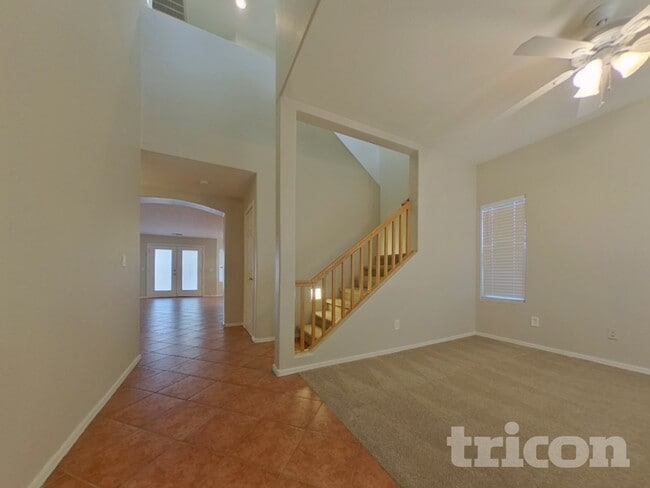 24172 W Desert Bloom St, Buckeye, AZ 85326 - photo 2