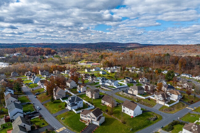 Eagles Ridge is a great quiet community for families to live.