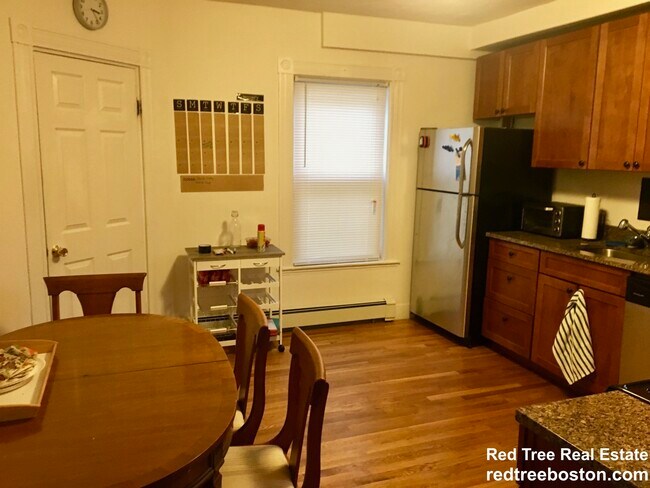 64 Murdock St unit 2, Brighton, MA 02135 - photo 4