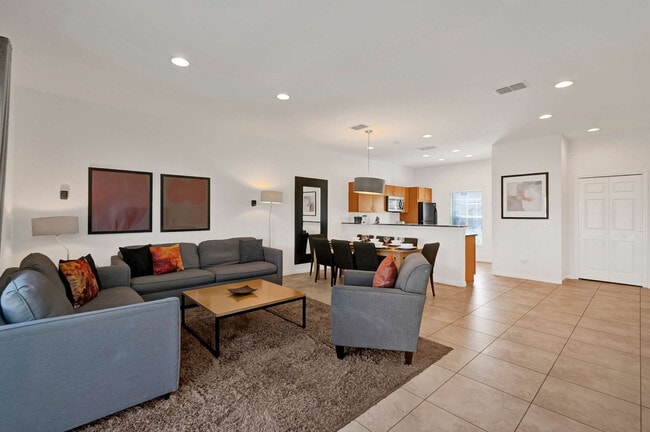 3023 Bird of Paradise Ln unit ID1244705P, Kissimmee, FL 34747 - photo 3