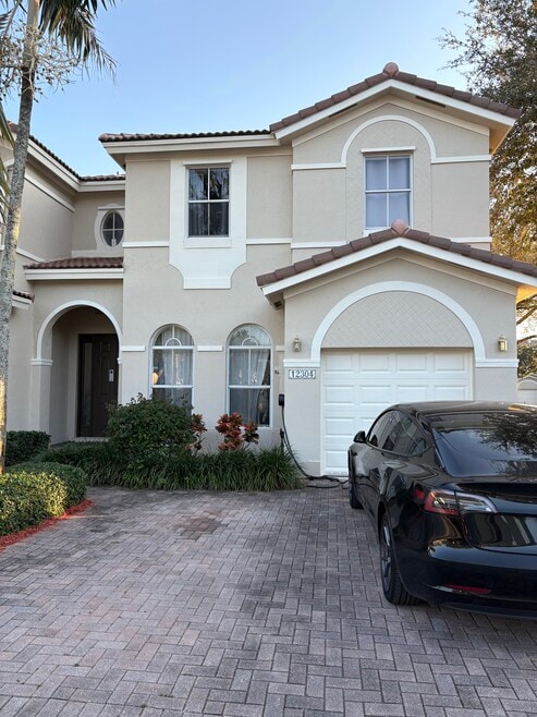 12304 SW 122nd St, Miami, FL 33186 - photo 1