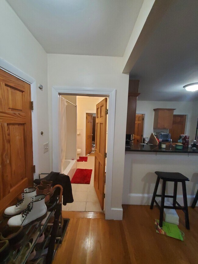 185 Beacon St unit 2, Boston, MA 02116 - photo 4