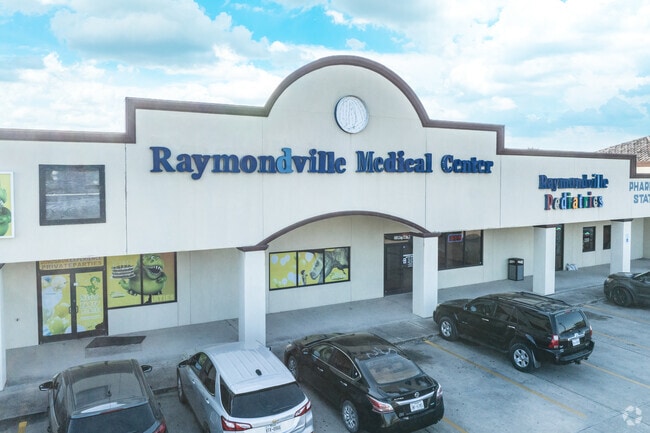 Raymondville has local clinics and rehabilitation centers near I69 highway.