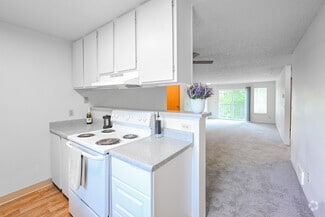 121 S 174th St, Burien, WA 98148