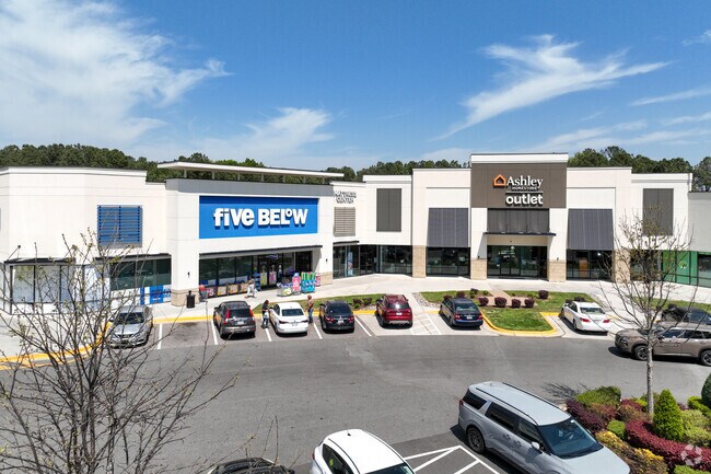 Stonehenge families have access to the shops at the Pleasant Valley Promenade, less than 15 minutes from the neighborhood.