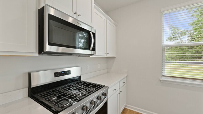 1014 Forrest Creek Dr unit 36205362, Summerville, SC 29483 - photo 7