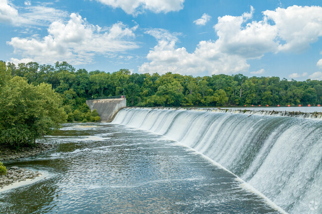 Griggs Dam is located not far from the Riverplace neighborhood at the South end of Griggs Park.