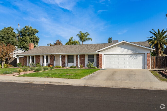Ranch style homes are a popular choice for homebuyers in Reedley.