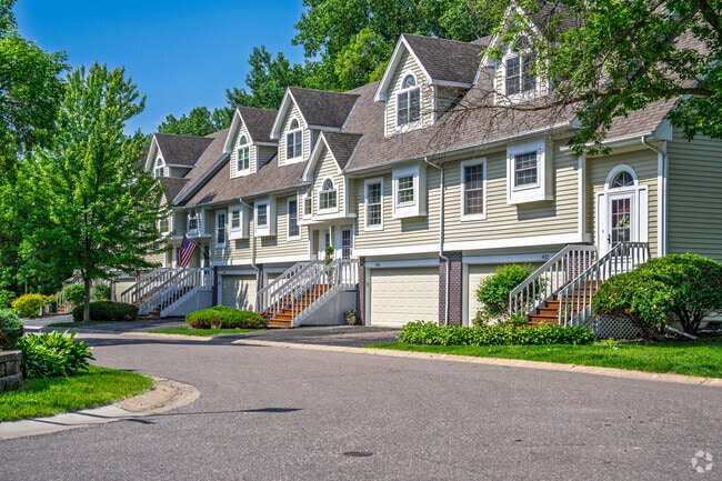 Townhouses in Spring Hill Park range from $300,000 to $400,000, while larger homes sell between $515,000 and $820,000, offering diverse housing options in this established community.