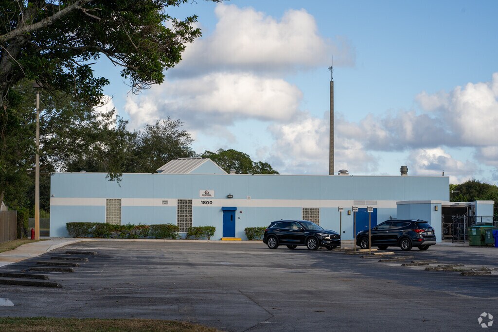 ESE Other Teaching Services provides education in the neighborhood of 
Forest Hill.