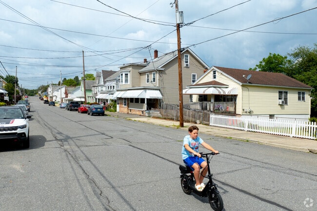 Children can bike through the quiet Coaldale streets which are lined with modest family homes.