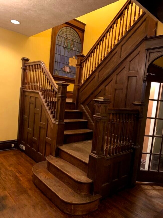 Steps to upstairs bedroom