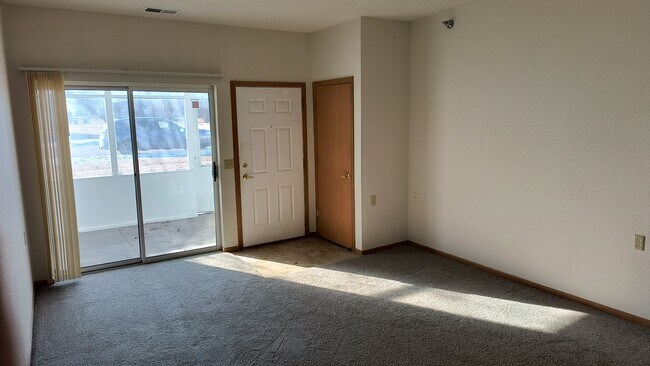 131 W 11th, Gibbon, MN 55335 - photo 5