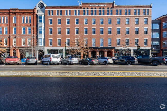 Modern Downtown Concord apartments with charm, convenience and walkable amenities.