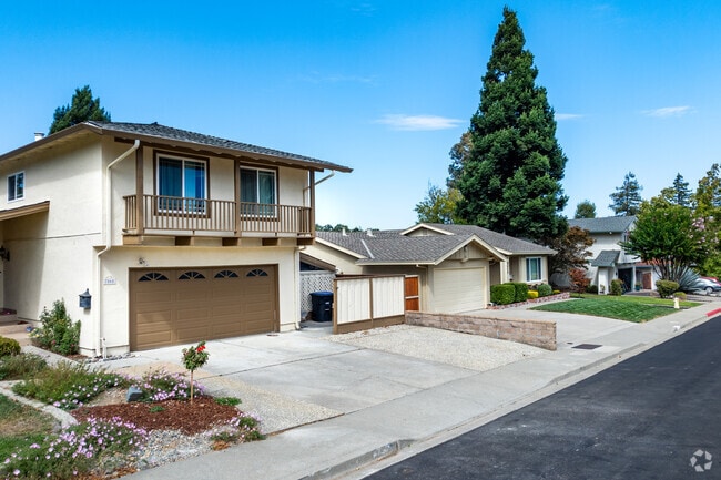 Homes in Foothill-Pleasanton range from classic 1960s builds to newer constructions.