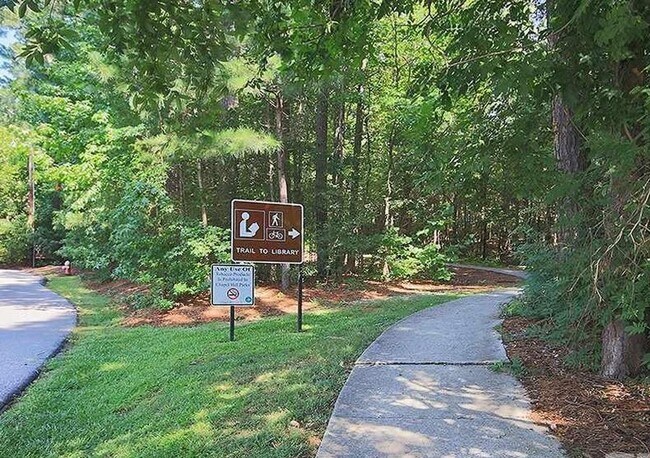 1513 E Franklin St unit F-123, Chapel Hill, NC 27514 - photo 7