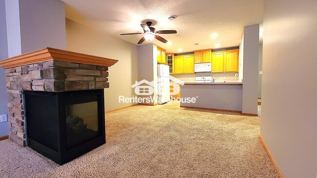 2469 Dawes Place, River Falls, WI 54022 - photo 5