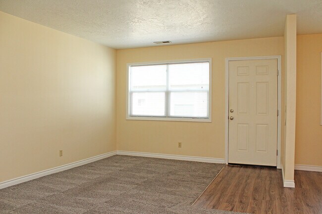 3805-3805 SE Cesar Estrada Chavez Blvd unit 3805 - 09, Portland, OR 97202 - photo 5