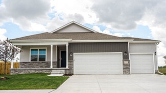 12315 S 205th Ave, Gretna, NE 68028