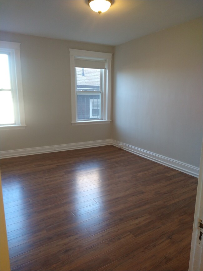 1181 Commonwealth Ave Unit 8, Newton, MA 02465