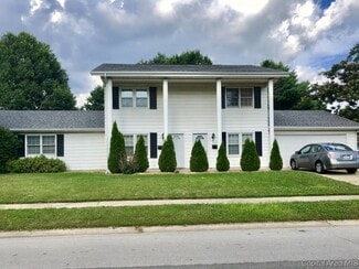 4122 Glendale Dr, Springfield, IL 62703