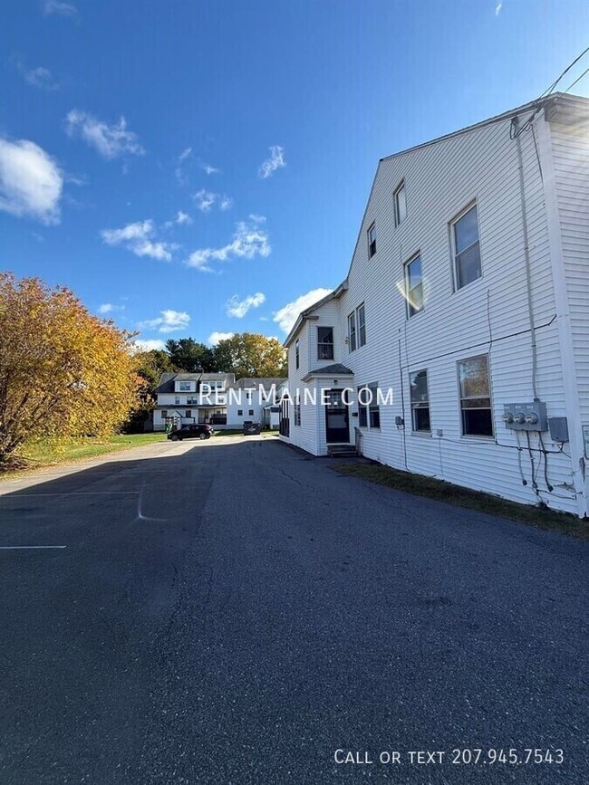 600 S Main St Unit 1, Brewer, ME 04412