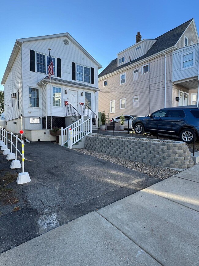 31 Tapley Ave, Revere, MA 02151 - photo 3
