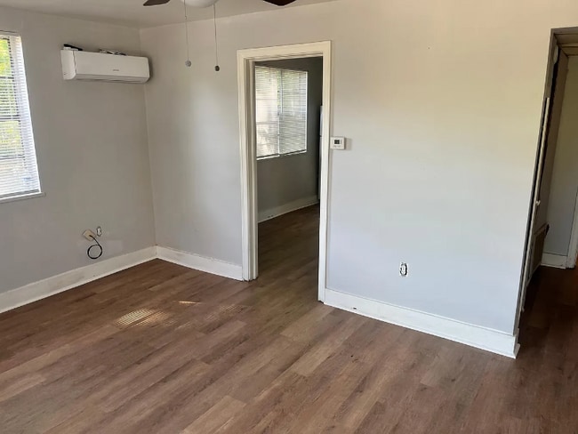 1504 Cleveland St unit 1504, Columbia, SC 29203 - photo 2