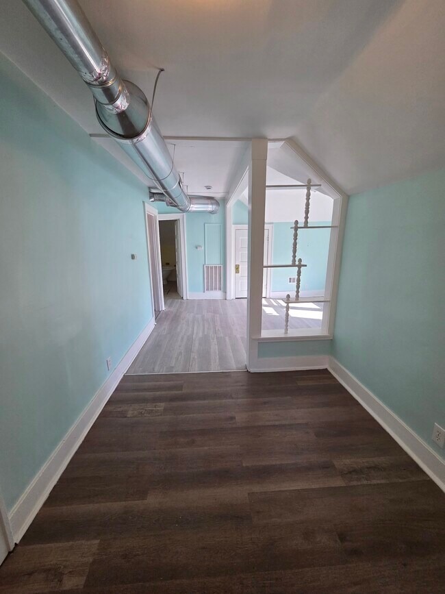 1094 Williams St unit 2, Muskegon, MI 49442 - photo 3