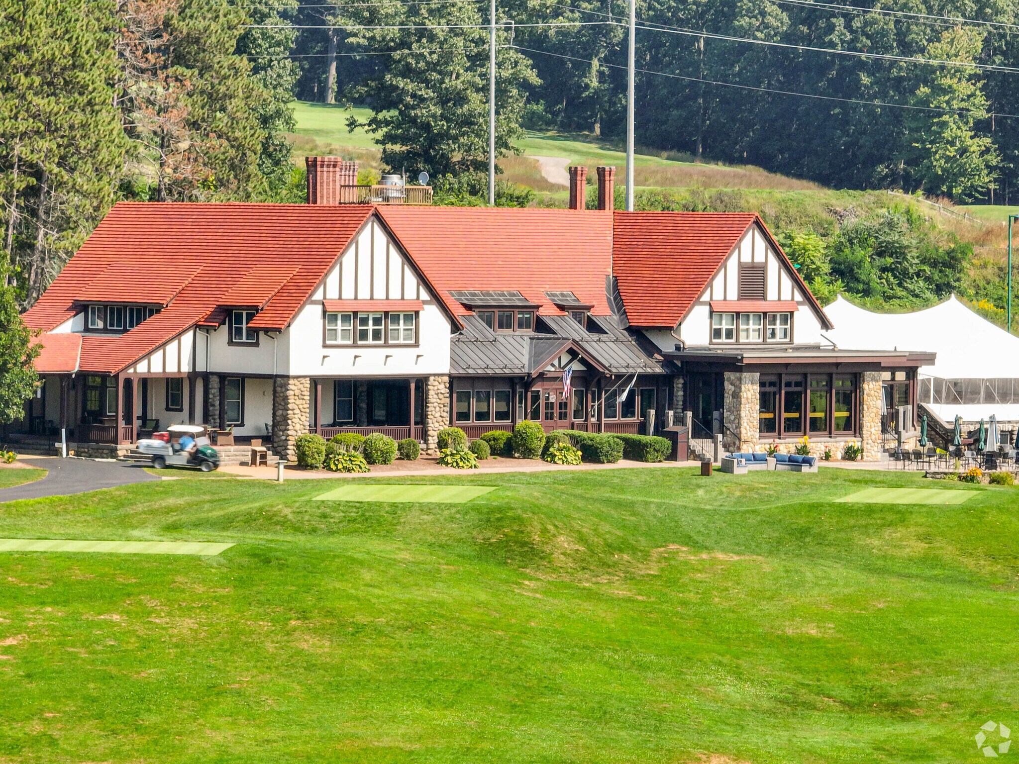 The Worcester Gold Club is in the Burncoat neighborhood.