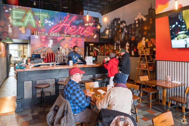 The Sandwich Bar sources ingredients locally, supporting nearby farms and businesses.