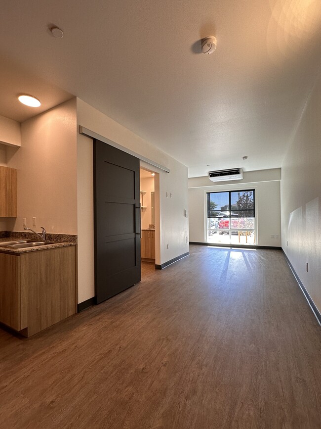 3150 E Campus Pointe Dr, Fresno, CA 93710