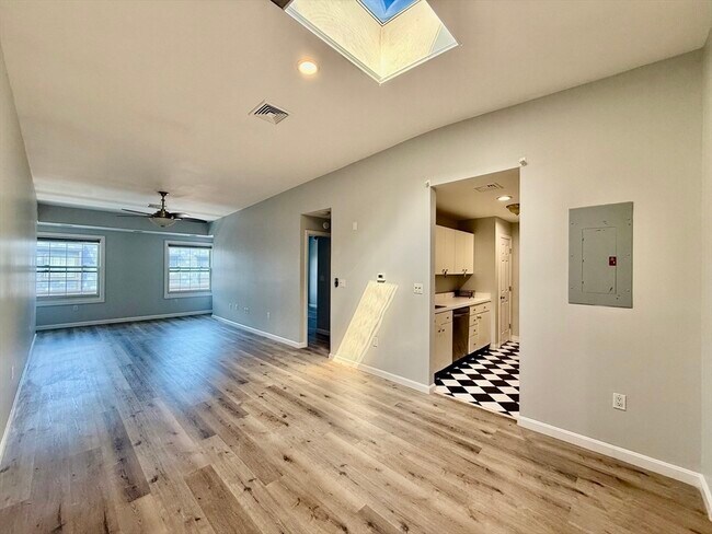 47 Berlin St unit 2, Quincy, MA 02170 - photo 3