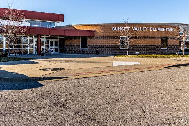 Lee's Summit primary school students can attend Sunset Valley Elementary School.