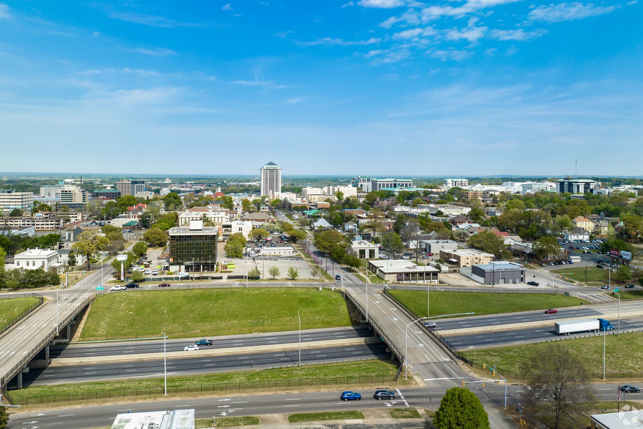 Just minutes from Downtown Montgomery is the Garden District.