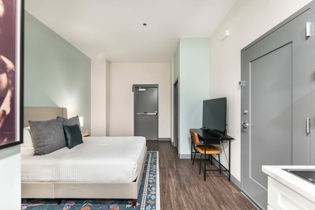 781 Spring St unit FL1-ID1356289P, Macon, GA 31201 - photo 3