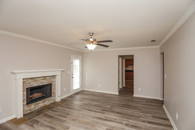 1183 Crestbrook Dr SW, Mableton, GA 30126 - photo 7