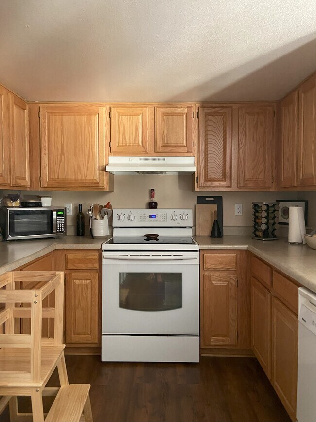 12304 W Cross Dr unit 201, Littleton, CO 80127 - photo 7