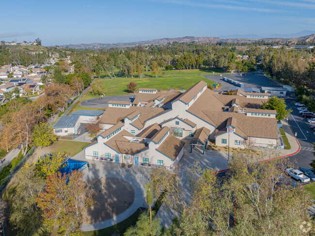 Elevated view of Chapman Hills Elementary School showing the lush neighborhood.
