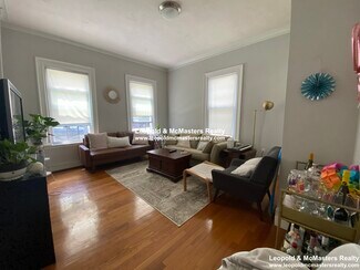 172 Bigelow St, Boston, MA 02135